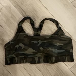 Athleta camo sports bra, 1X NWOT